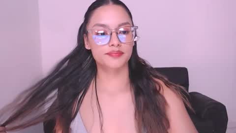 Snapshot of eve_rox18 chatting on 01/31/25, 06:24 Eve Rox18 online show from 01/31/25, 06:24