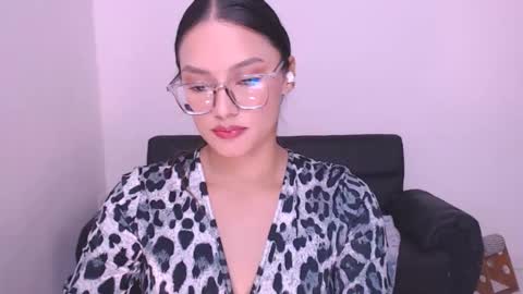 Snapshot of eve_rox18 chatting on 02/04/25, 08:56 Eve Rox18 online show from 02/04/25, 08:56