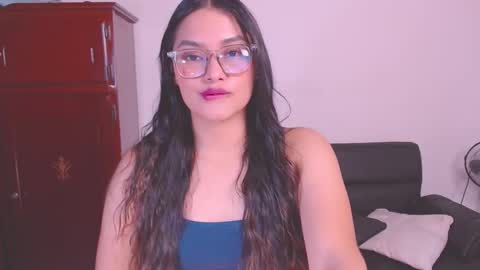 Snapshot of eve_rox18 chatting on 09/17/25, 08:16 Eve Rox18 online show from 09/17/25, 08:16