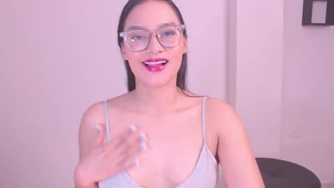 Snapshot of eve_rox18 chatting on 10/29/25, 01:52 Eve Rox18 online show from 10/29/25, 01:52