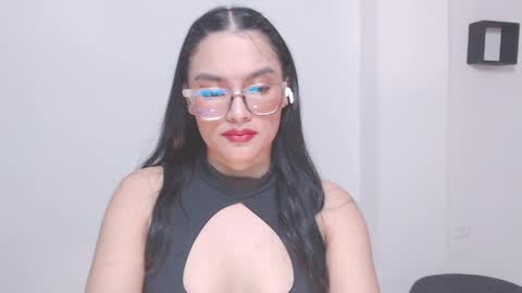Snapshot of eve_rox18 chatting on 05/03/26, 10:49 Eve Rox18 online show from 05/03/26, 10:49
