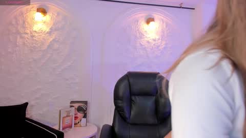 Snapshot of evebenson chatting on 02/08/26, 11:30 Eve online show from 02/08/26, 11:30