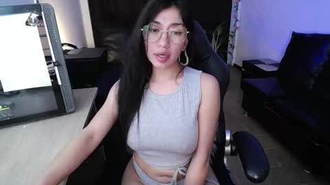 Kissed by an angel  IG evee  lyn20 online show from 02/19/25, 06:00