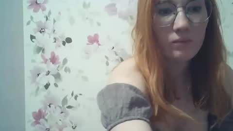Evelina online show from 04/19/26, 03:44