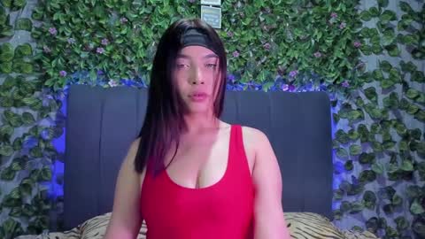 E V E L I N online show from 09/22/25, 09:06