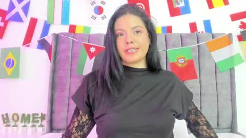Snapshot of evelin__thompsson chatting on 06/30/26, 03:18 evelin__thompsson online show from 06/30/26, 03:18