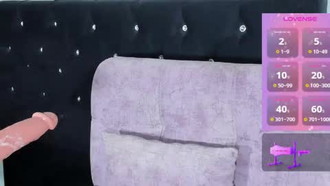 Snapshot of evelin_belen1 chatting on 04/23/26, 12:29 evelin belen1 online show from 04/23/26, 12:29