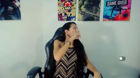 Evelin online show from 12/15/24, 02:08