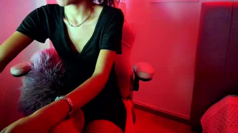 Evelin online show from 11/30/25, 03:49