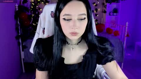 Evelina online show from 02/19/26, 07:04