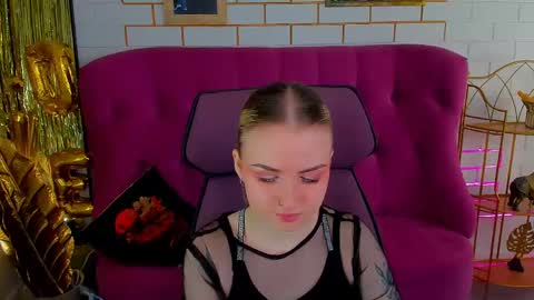Snapshot of evelinakitty chatting on 05/27/26, 09:06 Evelina online show from 05/27/26, 09:06