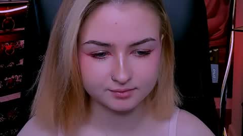 Snapshot of evelinakitty chatting on 06/02/26, 09:11 Evelina online show from 06/02/26, 09:11