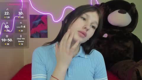 Snapshot of evelinalu chatting on 02/18/25, 02:49 Evelina online show from 02/18/25, 02:49