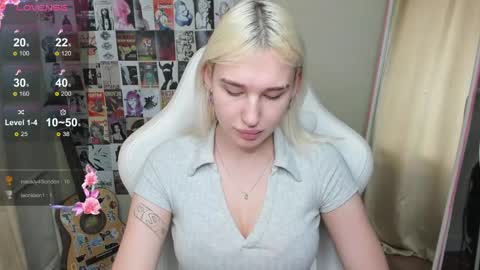 Snapshot of evelinalu chatting on 05/07/26, 01:11 Evelina online show from 05/07/26, 01:11