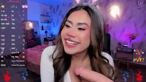 Eveline  online show from 10/27/25, 07:29