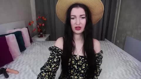 Evelin online show from 11/14/25, 06:12