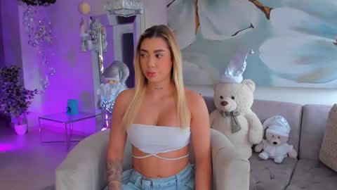 Snapshot of evellynclair chatting on 12/01/24, 06:52 Eve  online show from 12/01/24, 06:52