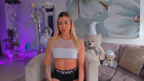 Snapshot of evellynclair chatting on 12/11/24, 08:50 Eve  online show from 12/11/24, 08:50