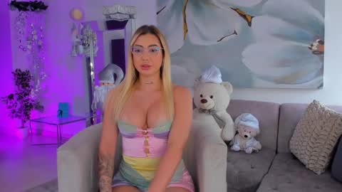 Snapshot of evellynclair chatting on 12/15/24, 08:36 Eve  online show from 12/15/24, 08:36