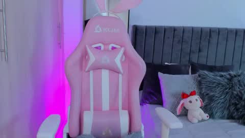 Snapshot of evellynclair chatting on 12/19/24, 08:34 Eve  online show from 12/19/24, 08:34