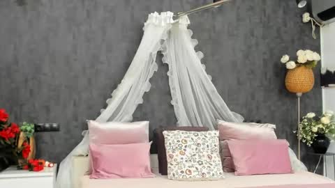 evellynereys online show from 02/27/25, 04:09