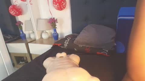 Snapshot of evelonga_707 chatting on 02/21/26, 07:15 DAYANITA online show from 02/21/26, 07:15