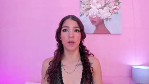 evelyn__rose1 online show from 03/25/26, 05:52