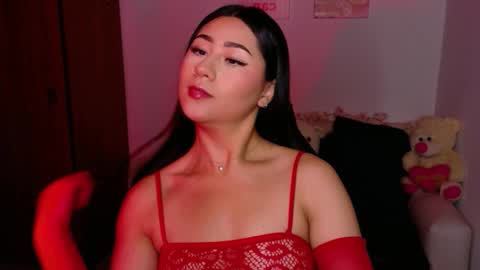 Evelyn online show from 12/04/25, 04:38