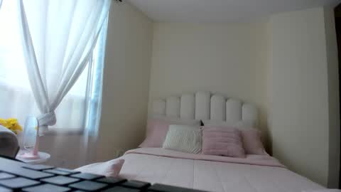 Eve online show from 09/23/25, 08:12