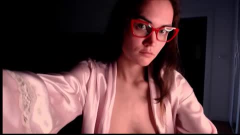 Evelyn online show from 03/06/26, 12:01