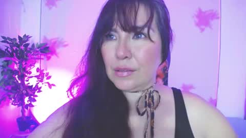Juliana online show from 09/25/25, 06:22
