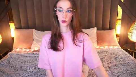 evelyn rush1 online show from 02/24/25, 03:23