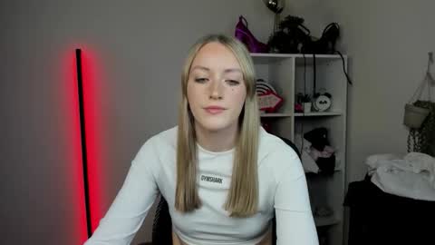 evelynblond online show from 04/10/26, 12:43