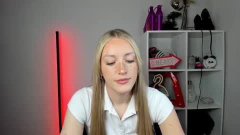 evelynblond online show from 05/25/26, 12:33