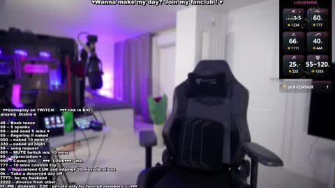 Evelyne online show from 02/02/25, 06:53