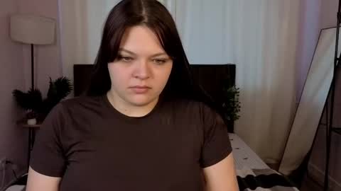 Evelyne Loo online show from 04/26/26, 01:14