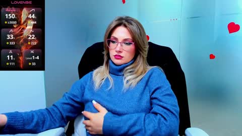 Snapshot of evelyne_rose chatting on 01/29/25, 05:51 evelyne_rose online show from 01/29/25, 05:51