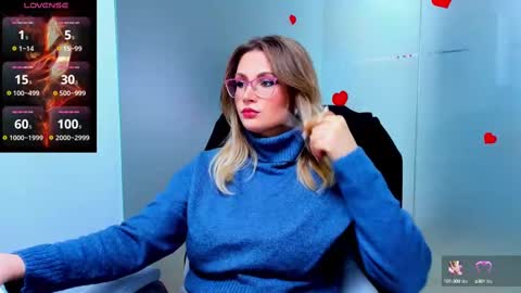 Snapshot of evelyne_rose chatting on 02/14/25, 06:12 evelyne_rose online show from 02/14/25, 06:12