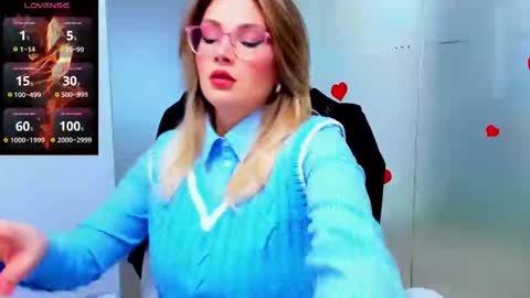 Snapshot of evelyne_rose chatting on 02/24/25, 06:16 evelyne_rose online show from 02/24/25, 06:16