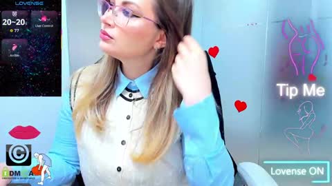evelyne_rose online show from 04/17/26, 05:10