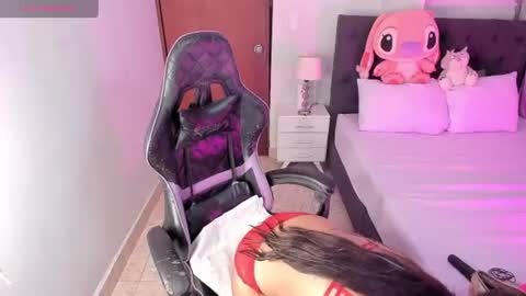 Snapshot of evelynhoward23 chatting on 06/28/26, 08:15 LAURA SOFIA INDEPENDENT MODEL FOLLOW ME NOW ALMOST 10000 FOLLOWERS online show from 06/28/26, 08:15