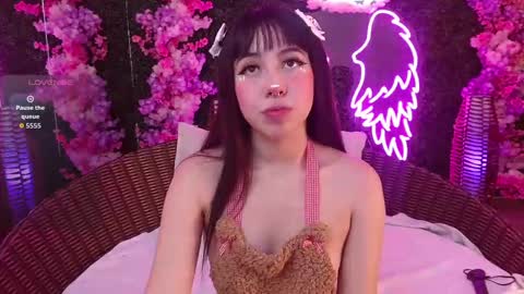 Snapshot of everly_grace chatting on 10/02/25, 08:38 everly_grace online show from 10/02/25, 08:38