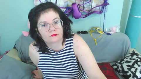 Snapshot of everly_rays chatting on 12/13/24, 08:20 Everly online show from 12/13/24, 08:20