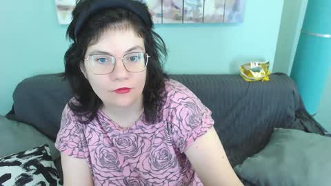 Snapshot of everly_rays chatting on 01/28/25, 11:06 Everly online show from 01/28/25, 11:06