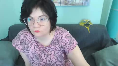 Snapshot of everly_rays chatting on 02/20/25, 07:34 Everly online show from 02/20/25, 07:34