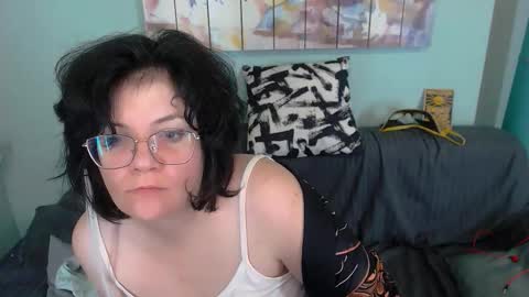 Snapshot of everly_rays chatting on 09/22/25, 07:10 Everly online show from 09/22/25, 07:10