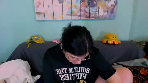 Snapshot of everly_rays chatting on 04/18/26, 07:29 Everly online show from 04/18/26, 07:29