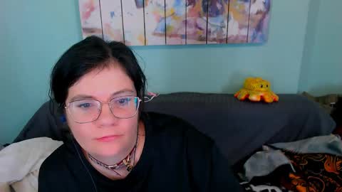 Snapshot of everly_rays chatting on 04/18/26, 07:58 Everly online show from 04/18/26, 07:58