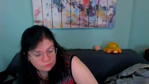 Snapshot of everly_rays chatting on 05/07/26, 08:31 Everly online show from 05/07/26, 08:31