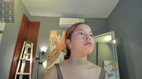 Sophia online show from 12/17/25, 07:53